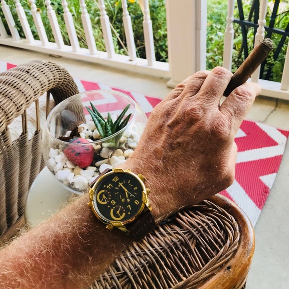 JBW G4 #J6248LE Men’s Gold Watch With Brown Strap - Picture 9 of 17